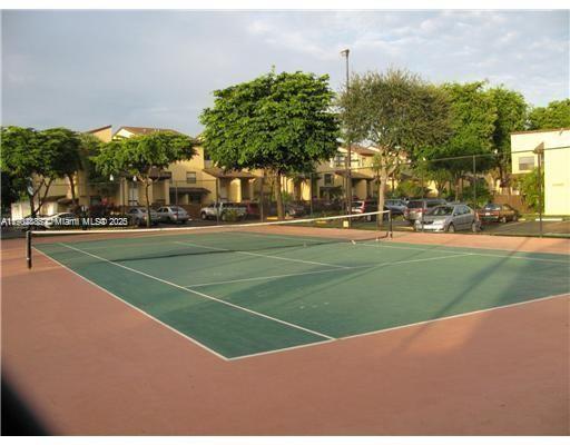 INDIAN LAKE VILLAGE II CO - Residential Lease