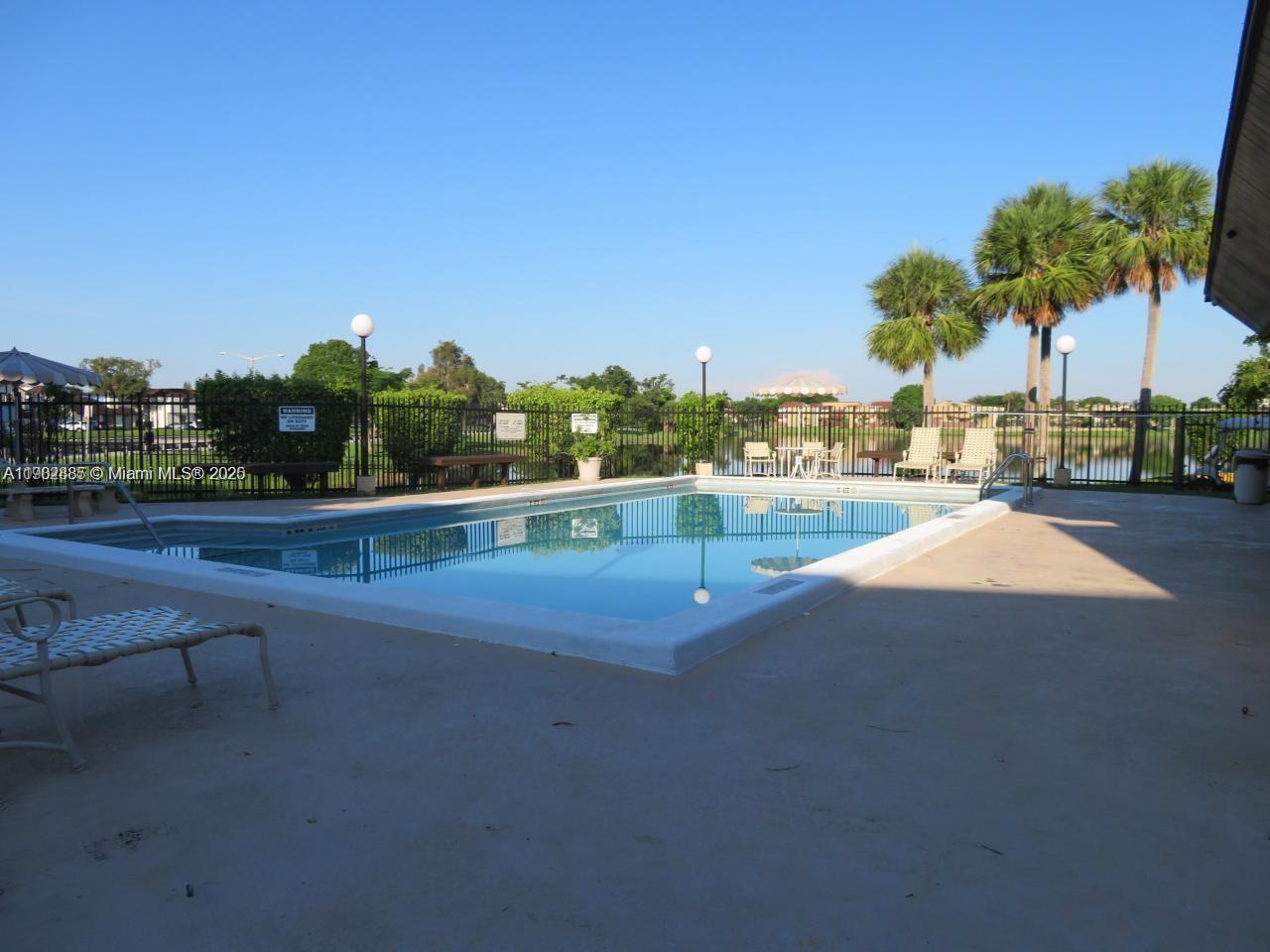 INDIAN LAKE VILLAGE II CO - Residential Lease