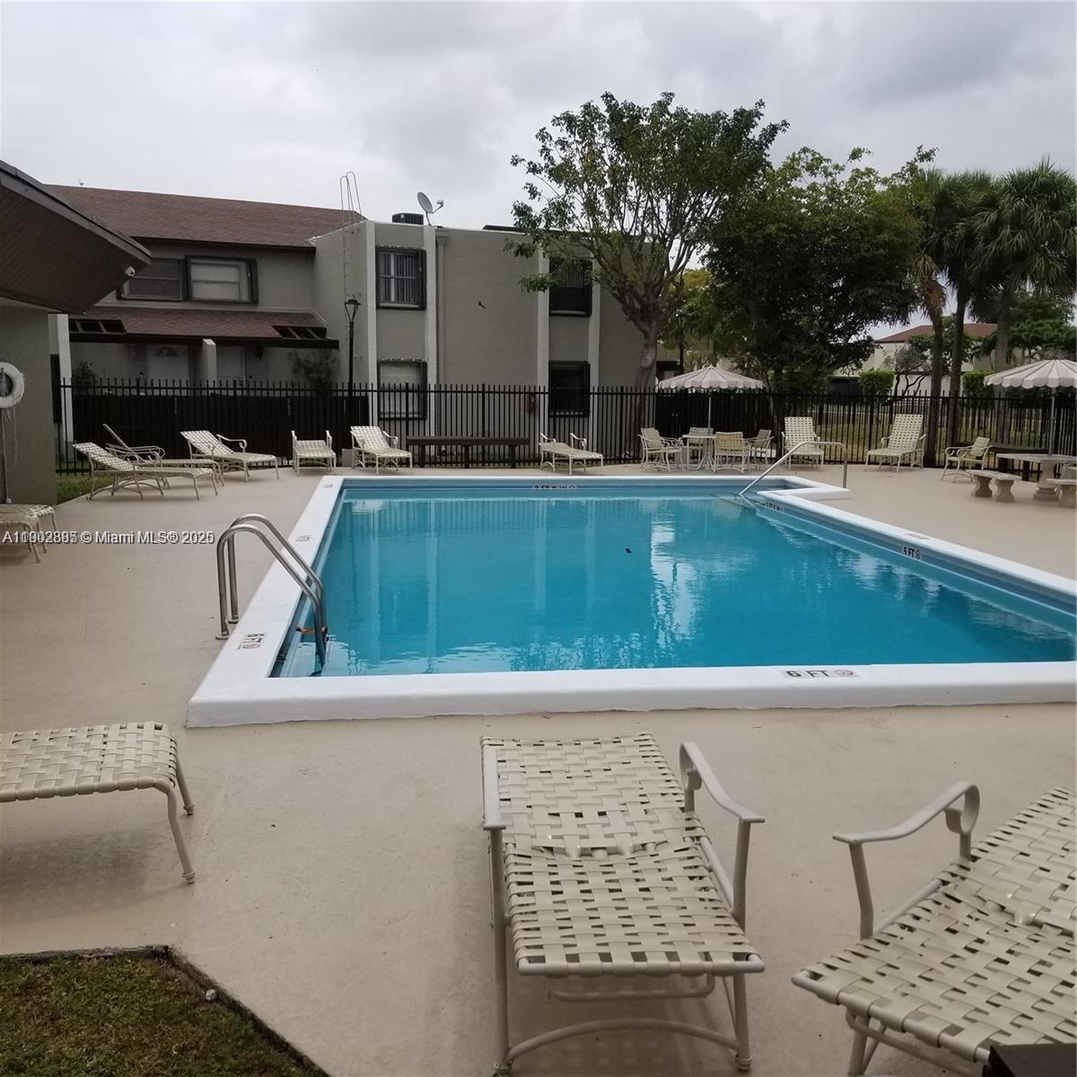 INDIAN LAKE VILLAGE II CO - Residential Lease