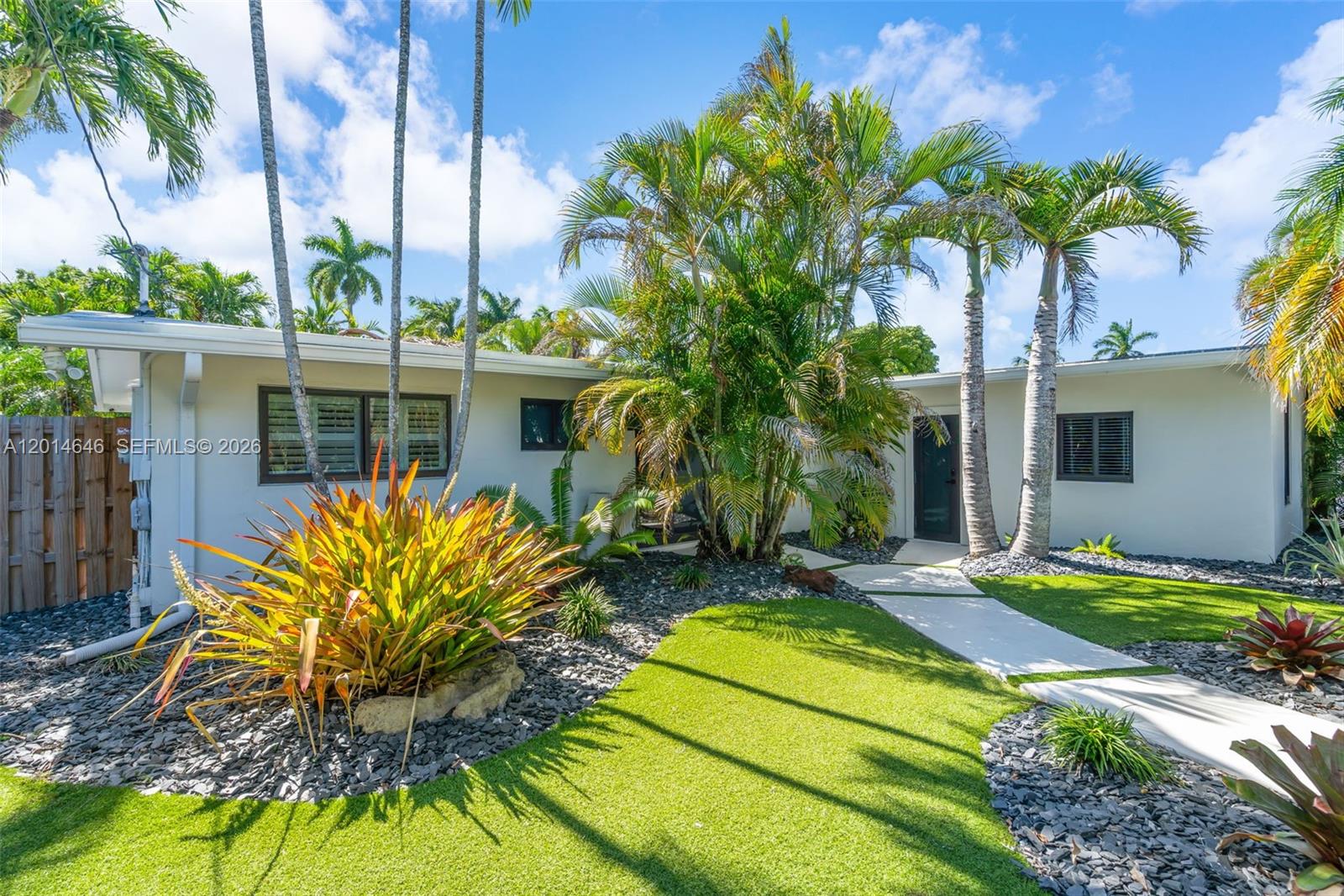 LAUDERDALE ISLES NO 2 - Residential