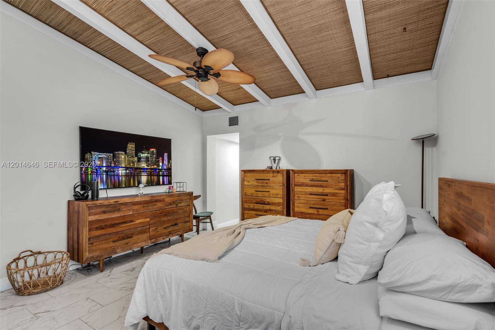 LAUDERDALE ISLES NO 2 - Residential
