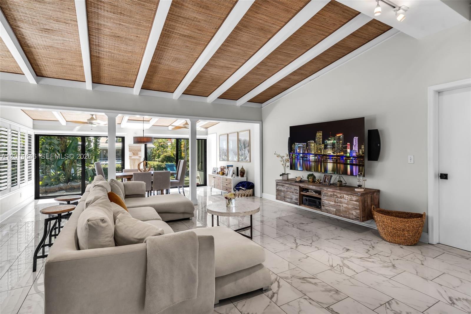 LAUDERDALE ISLES NO 2 - Residential