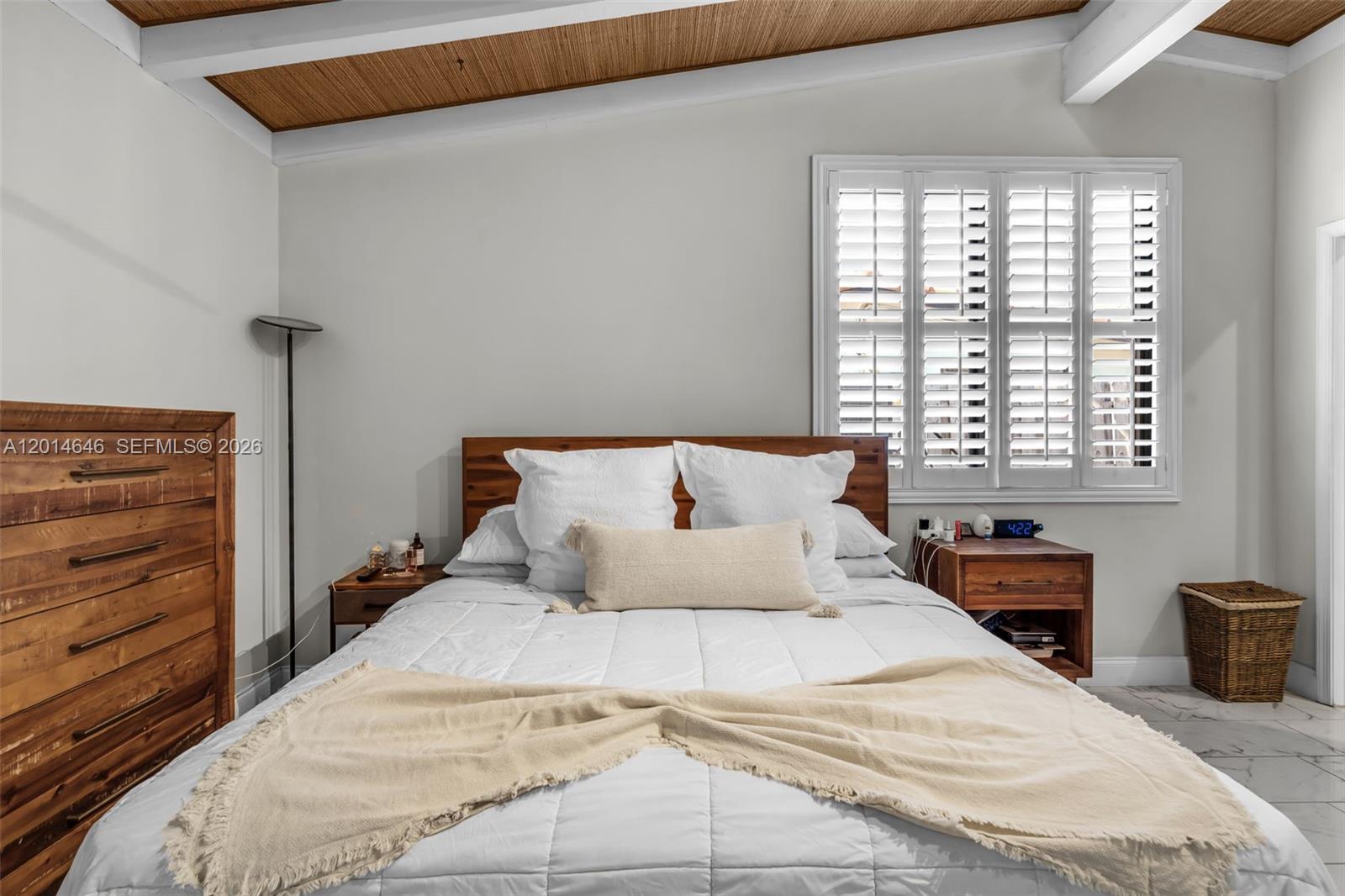 LAUDERDALE ISLES NO 2 - Residential