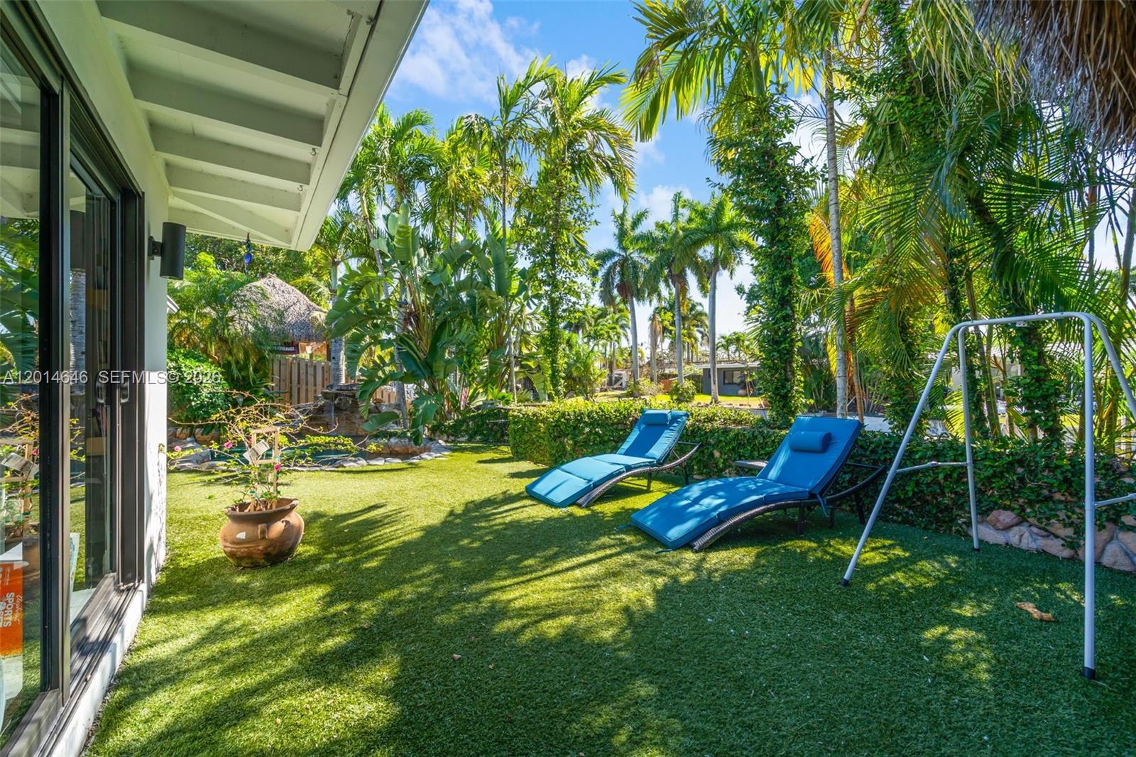 LAUDERDALE ISLES NO 2 - Residential