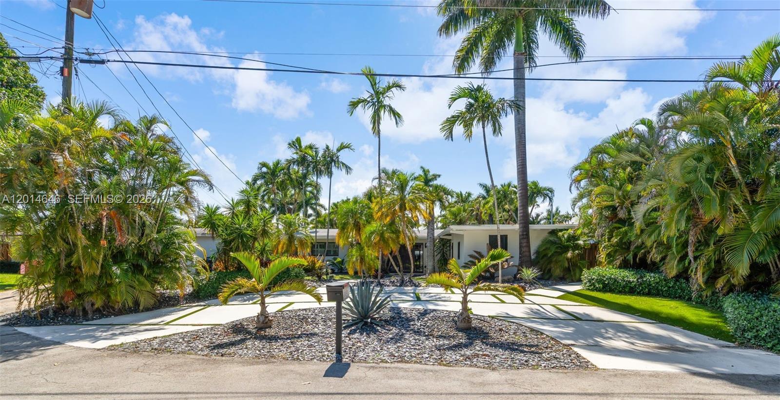 LAUDERDALE ISLES NO 2 - Residential