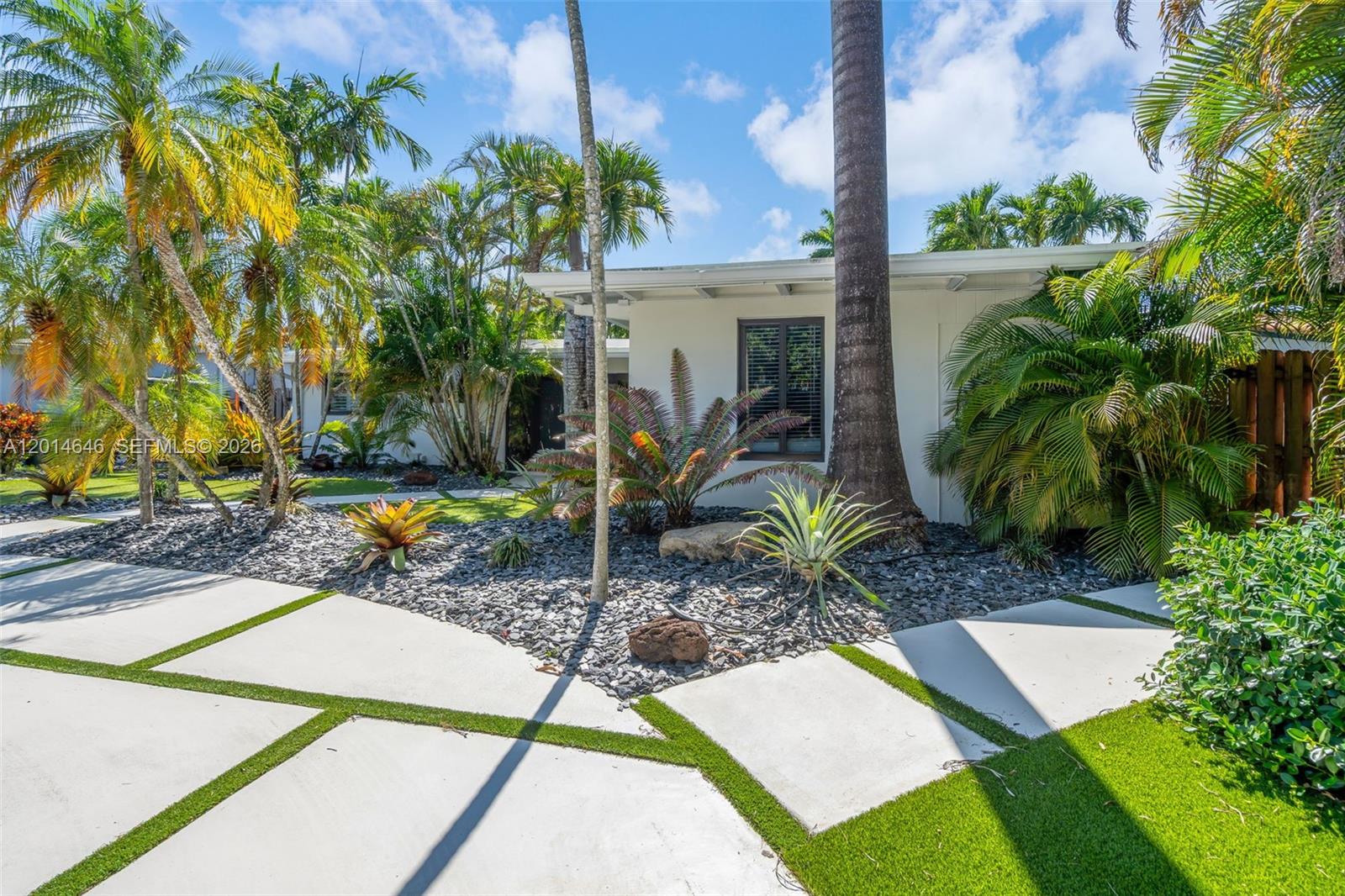 LAUDERDALE ISLES NO 2 - Residential