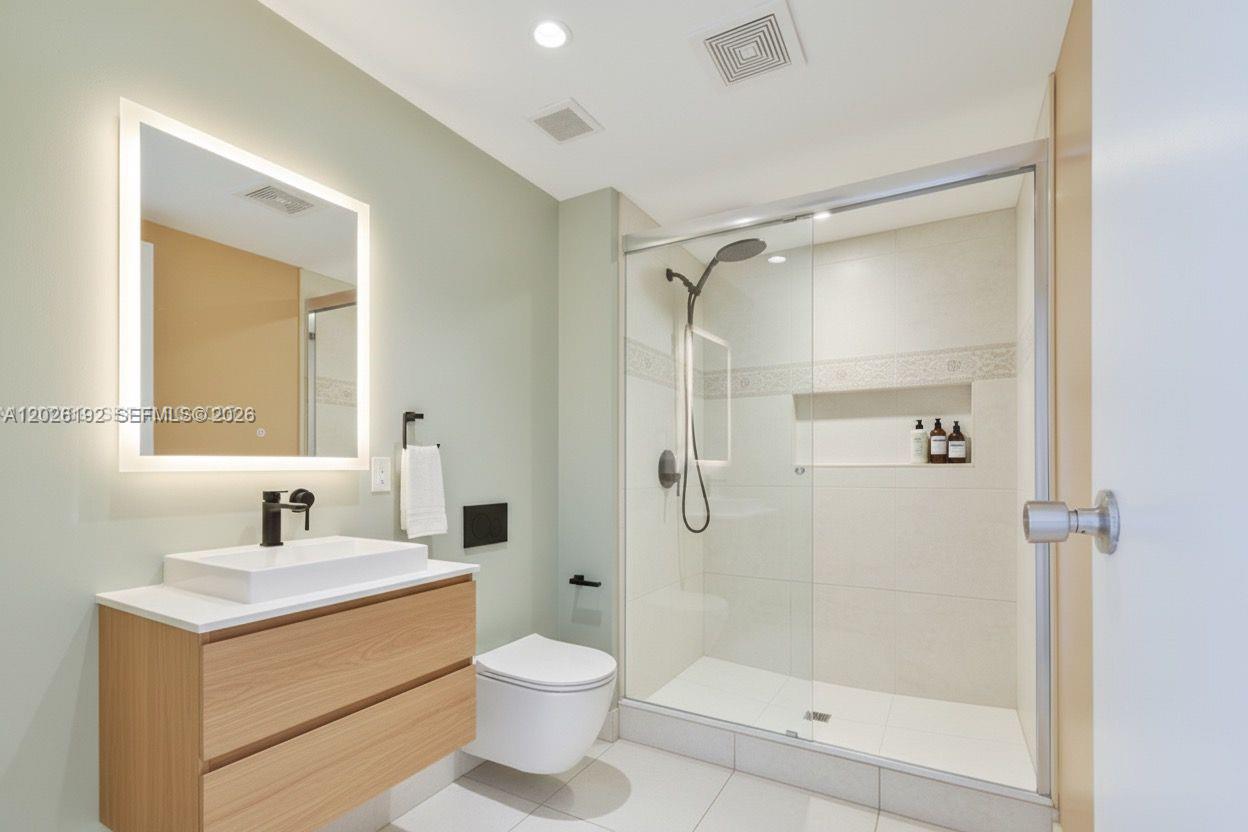 CORONADO CONDO - TOWER III - Residential