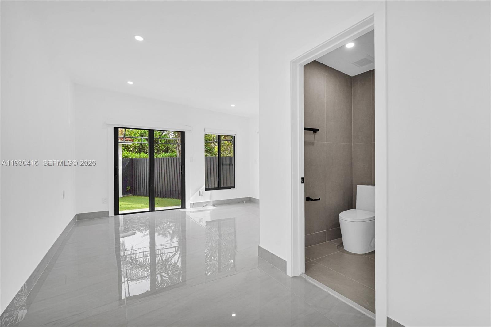 BRICKELL ESTATES - Residential