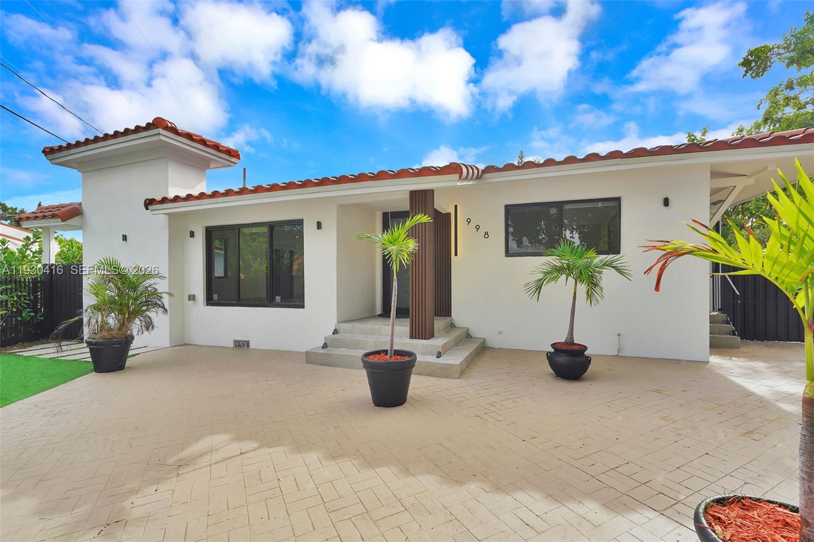 BRICKELL ESTATES - Residential