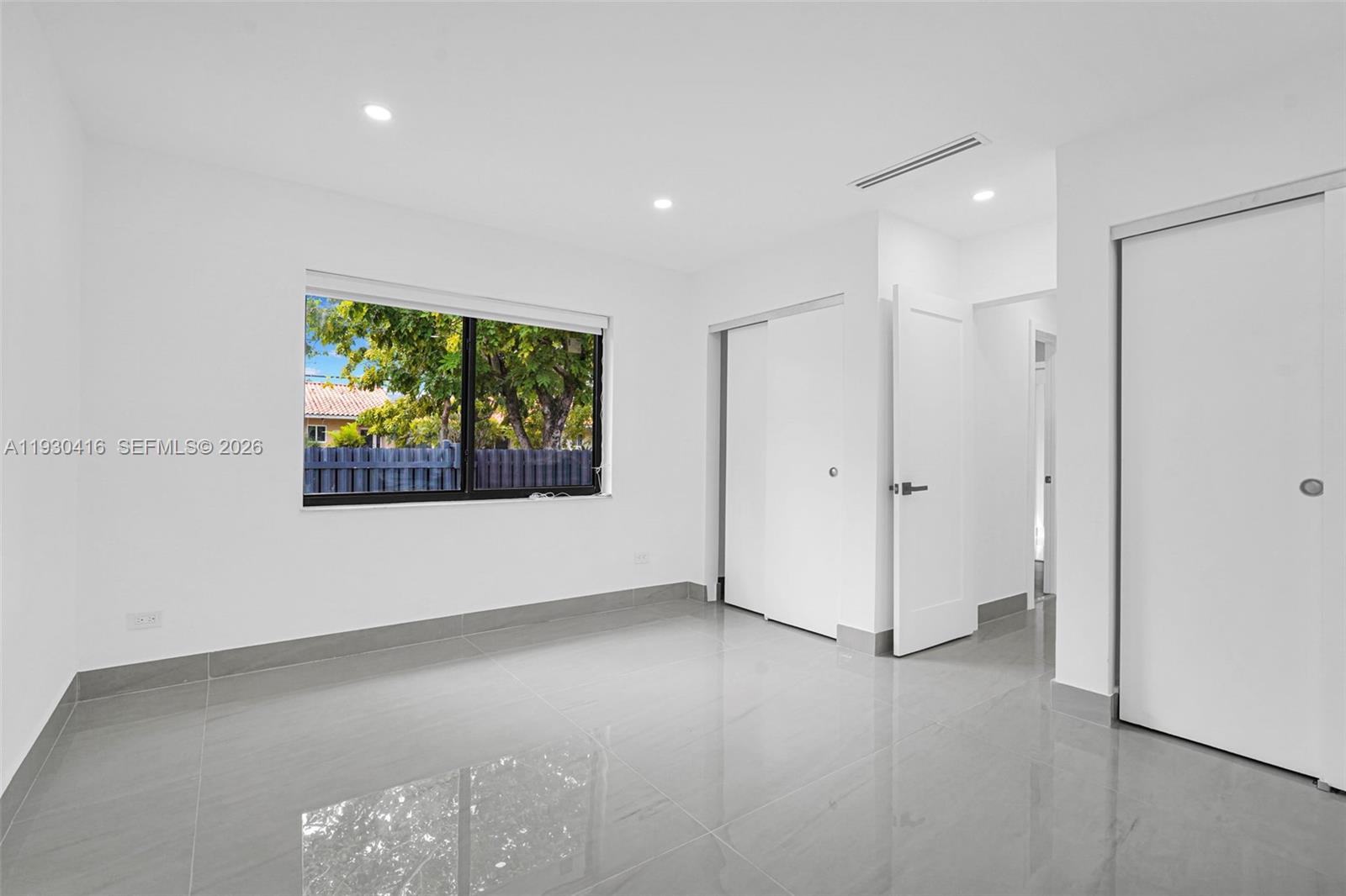 BRICKELL ESTATES - Residential