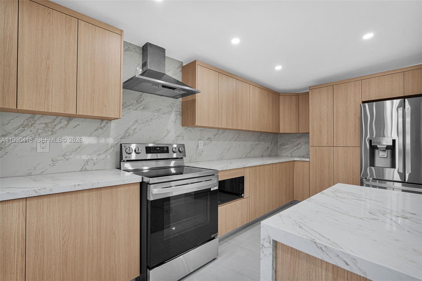 BRICKELL ESTATES - Residential