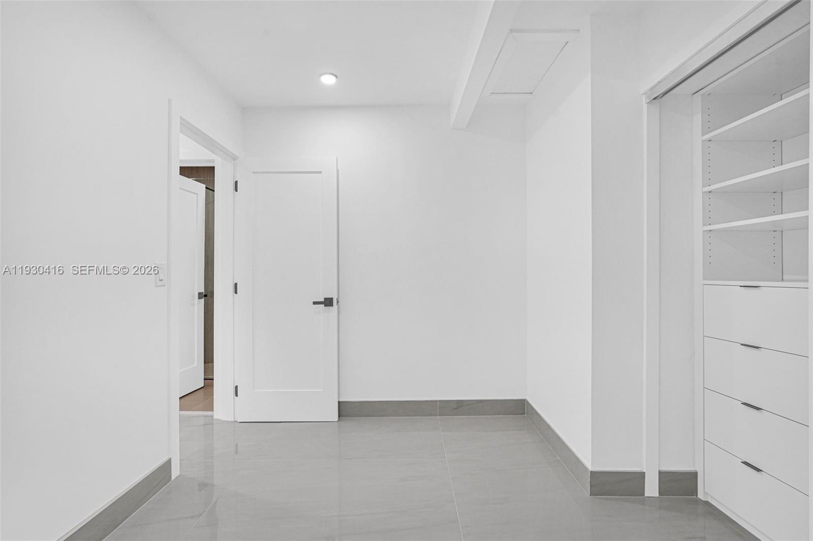 BRICKELL ESTATES - Residential