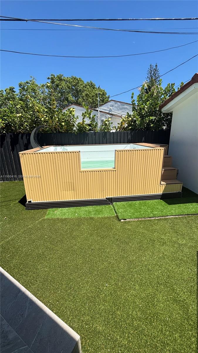 BRICKELL ESTATES - Residential