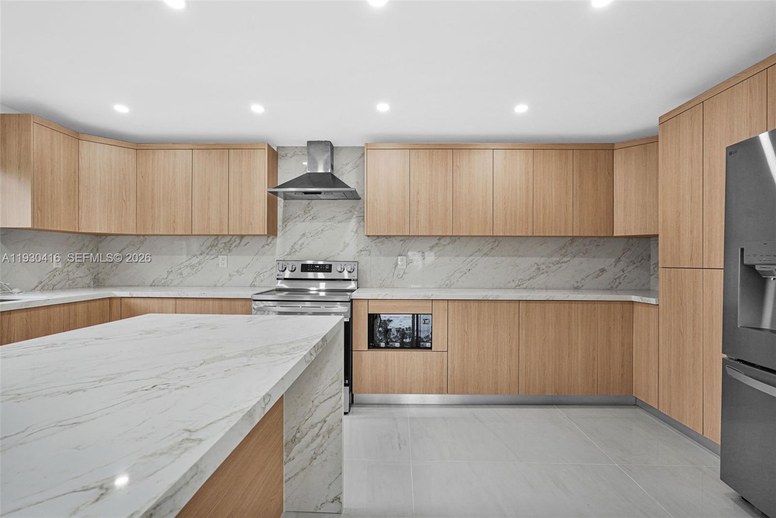 BRICKELL ESTATES - Residential