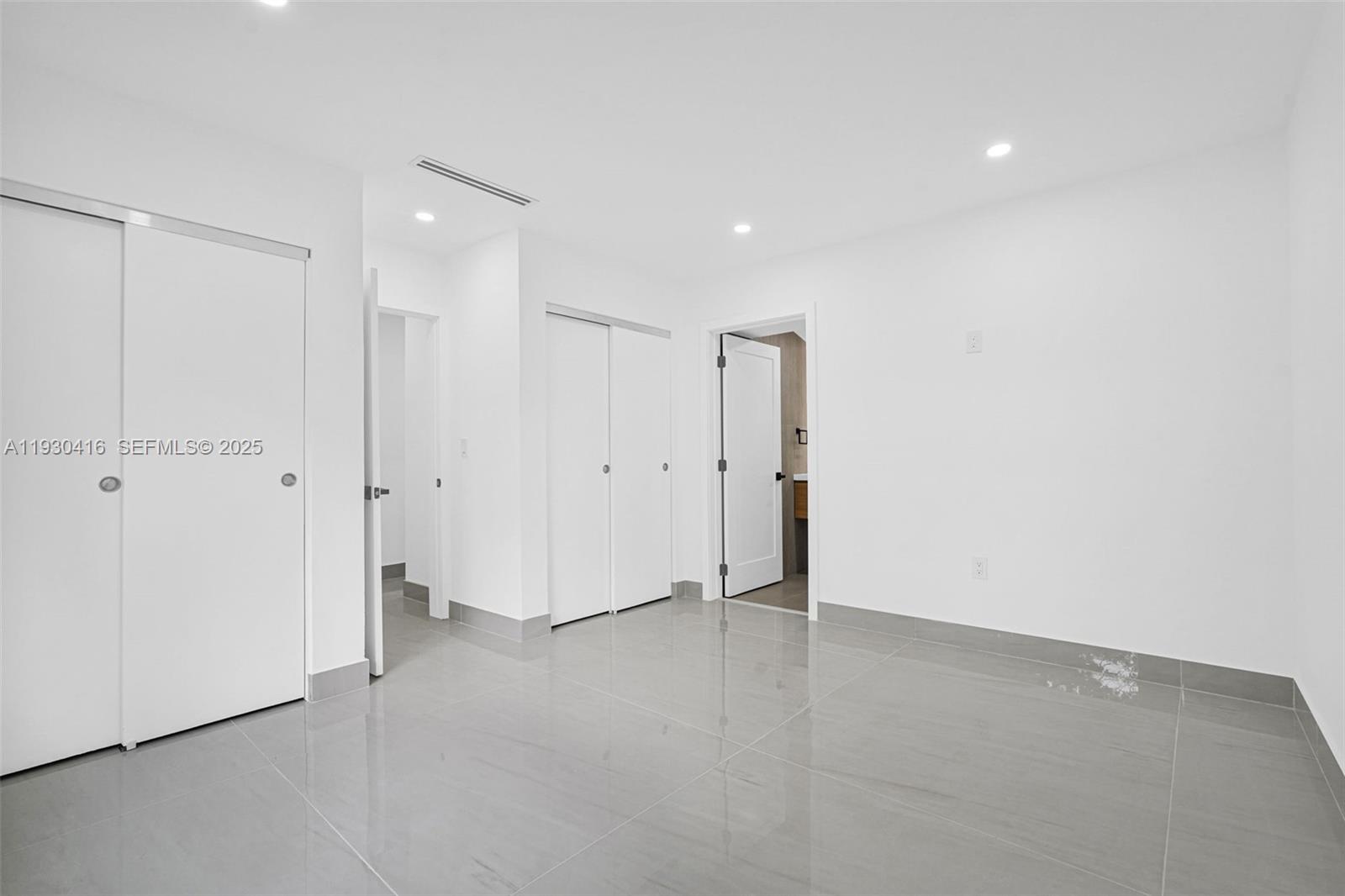 BRICKELL ESTATES - Residential