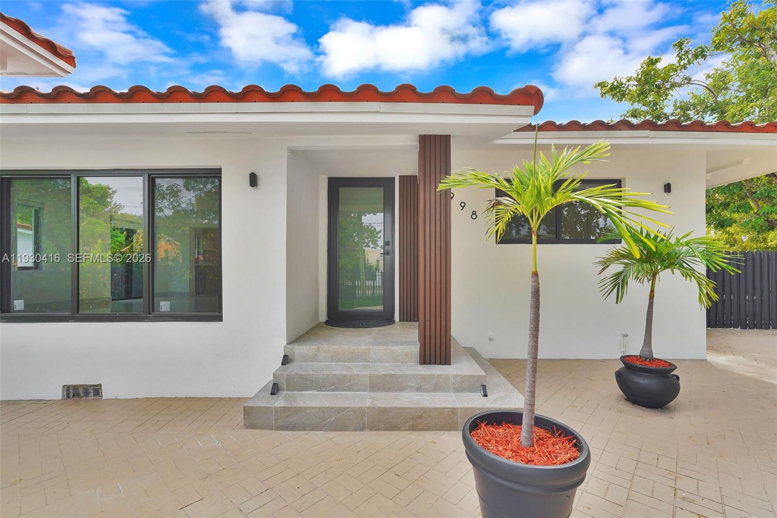 BRICKELL ESTATES - Residential