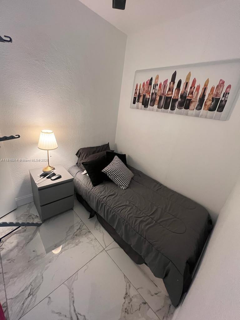 Rental Property at 7320 Carlyle Ave 2, Miami Beach, Miami-Dade County, Florida - Bedrooms: 2 
Bathrooms: 1  - $2,400 MO.