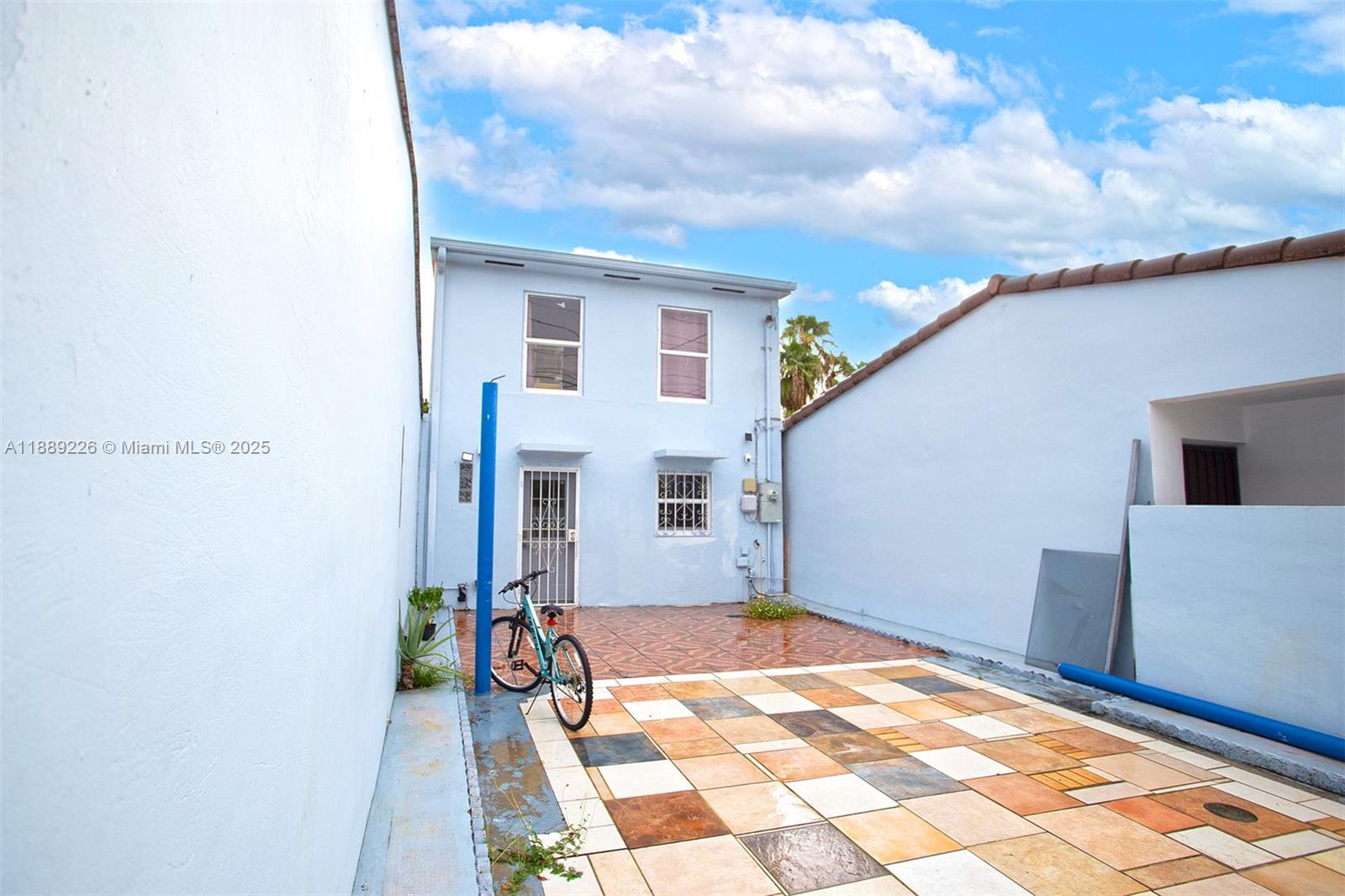 LAKE ORLEANS WEST - Residential
