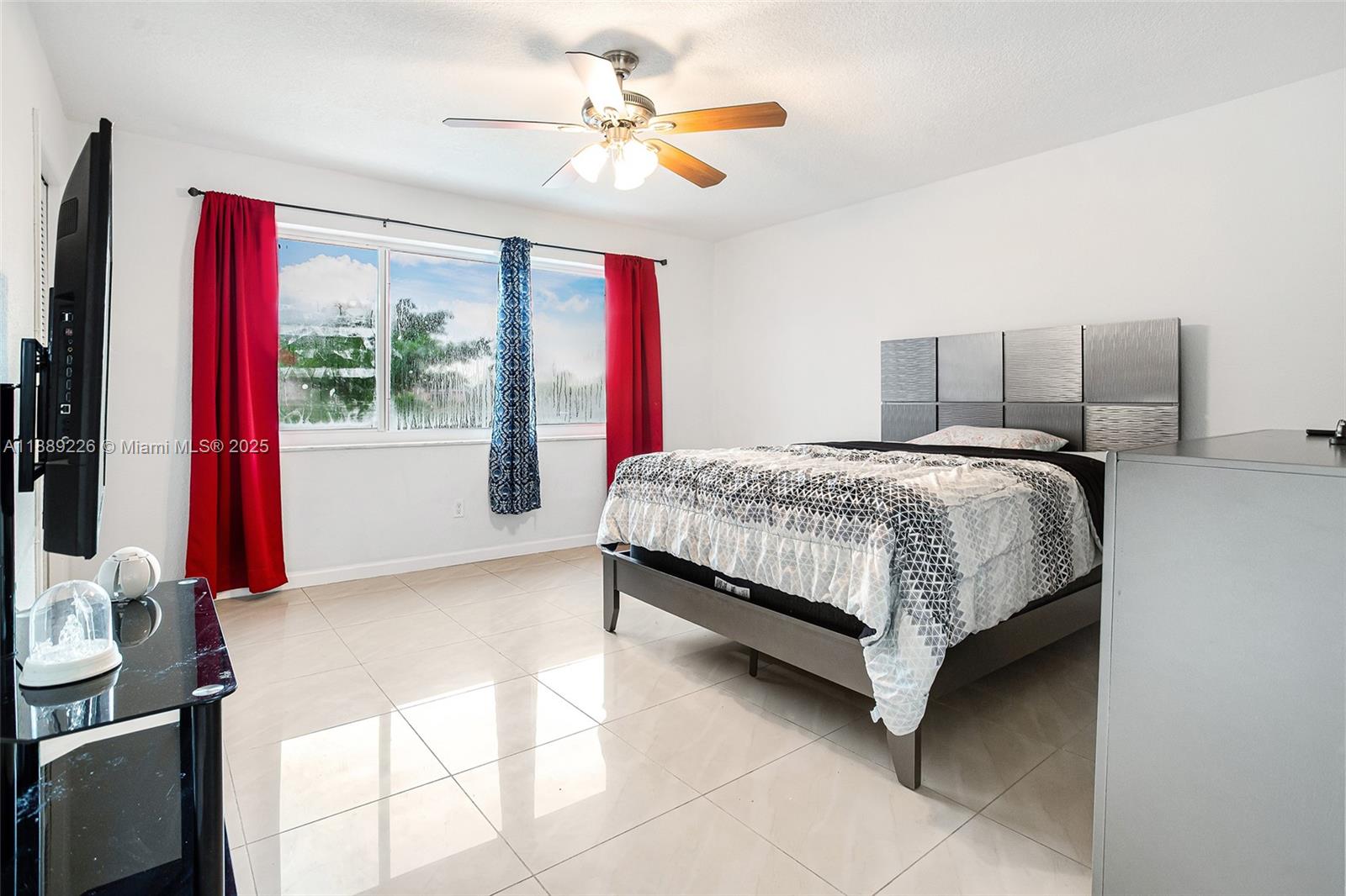 LAKE ORLEANS WEST - Residential