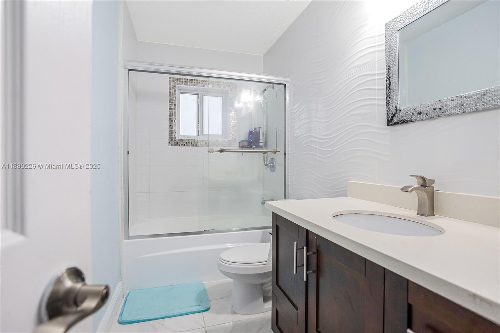 LAKE ORLEANS WEST - Residential
