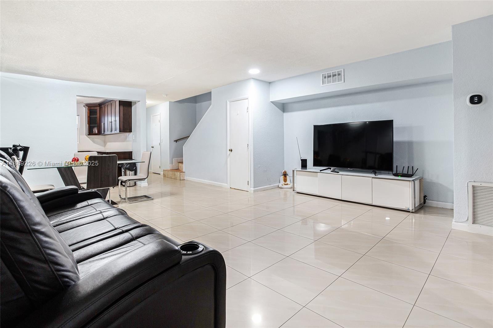 LAKE ORLEANS WEST - Residential
