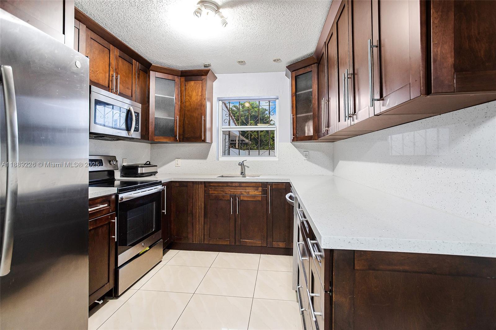 LAKE ORLEANS WEST - Residential