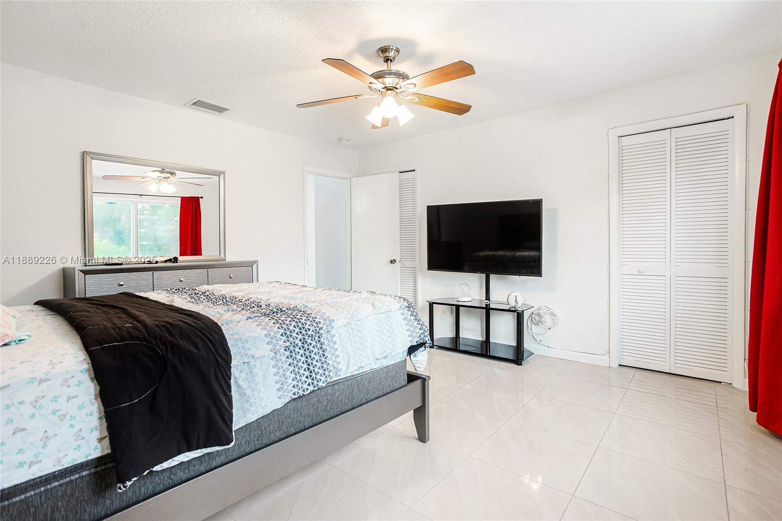 LAKE ORLEANS WEST - Residential