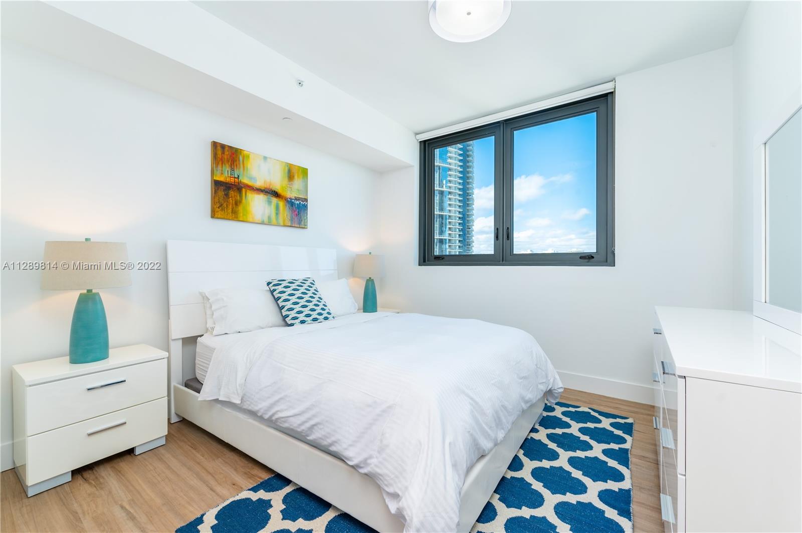 MIAMI WORLDCENTER - Residential Lease