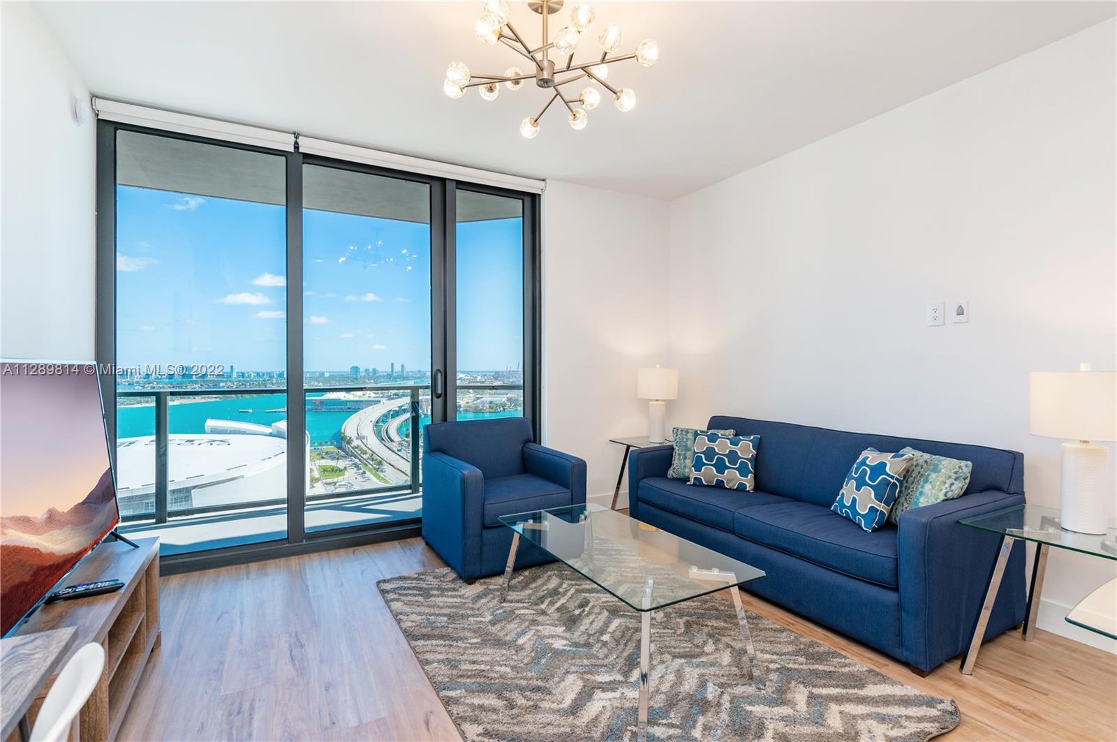 MIAMI WORLDCENTER - Residential Lease