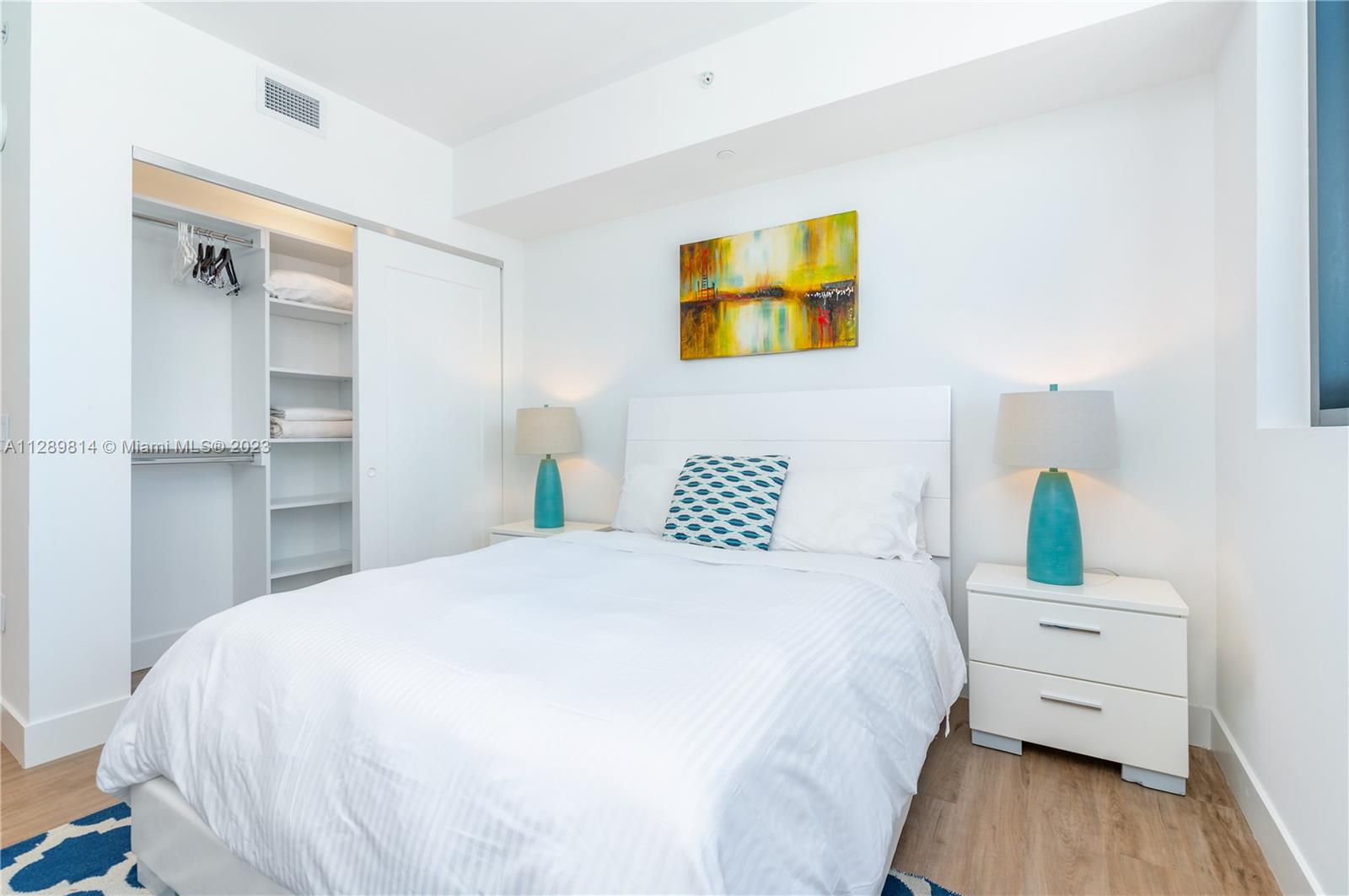 MIAMI WORLDCENTER - Residential Lease