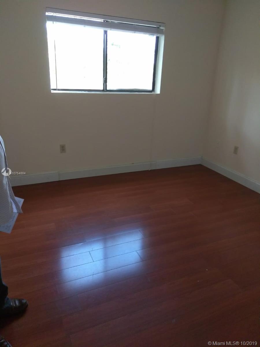 PALMS OF PEMBROKE CONDO - Residential