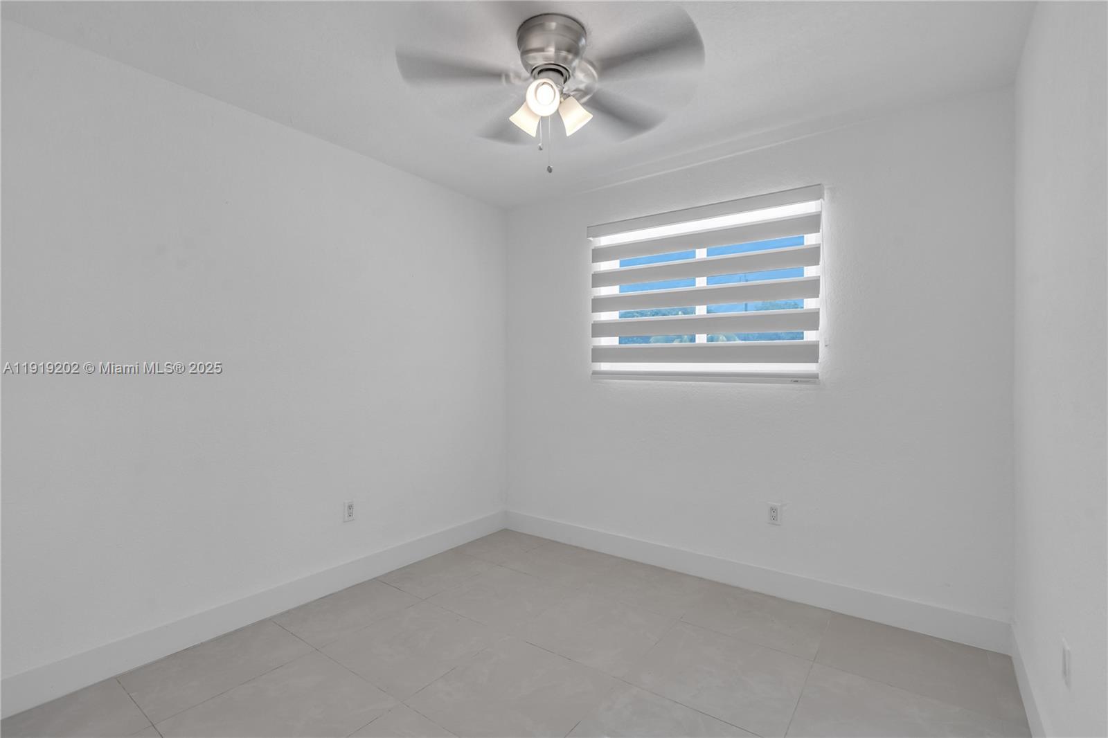 MYRTLE GROVE - Residential