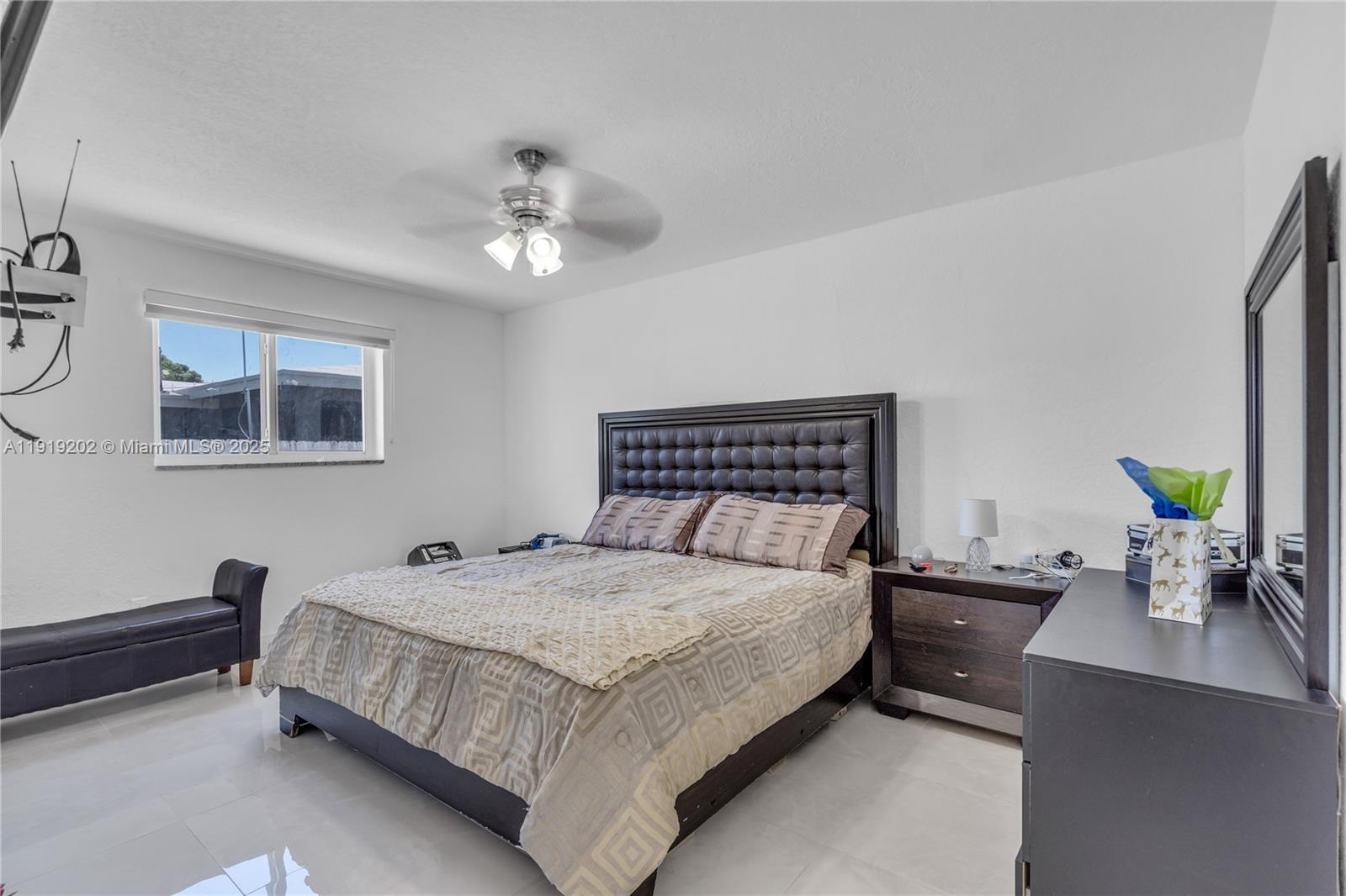 MYRTLE GROVE - Residential