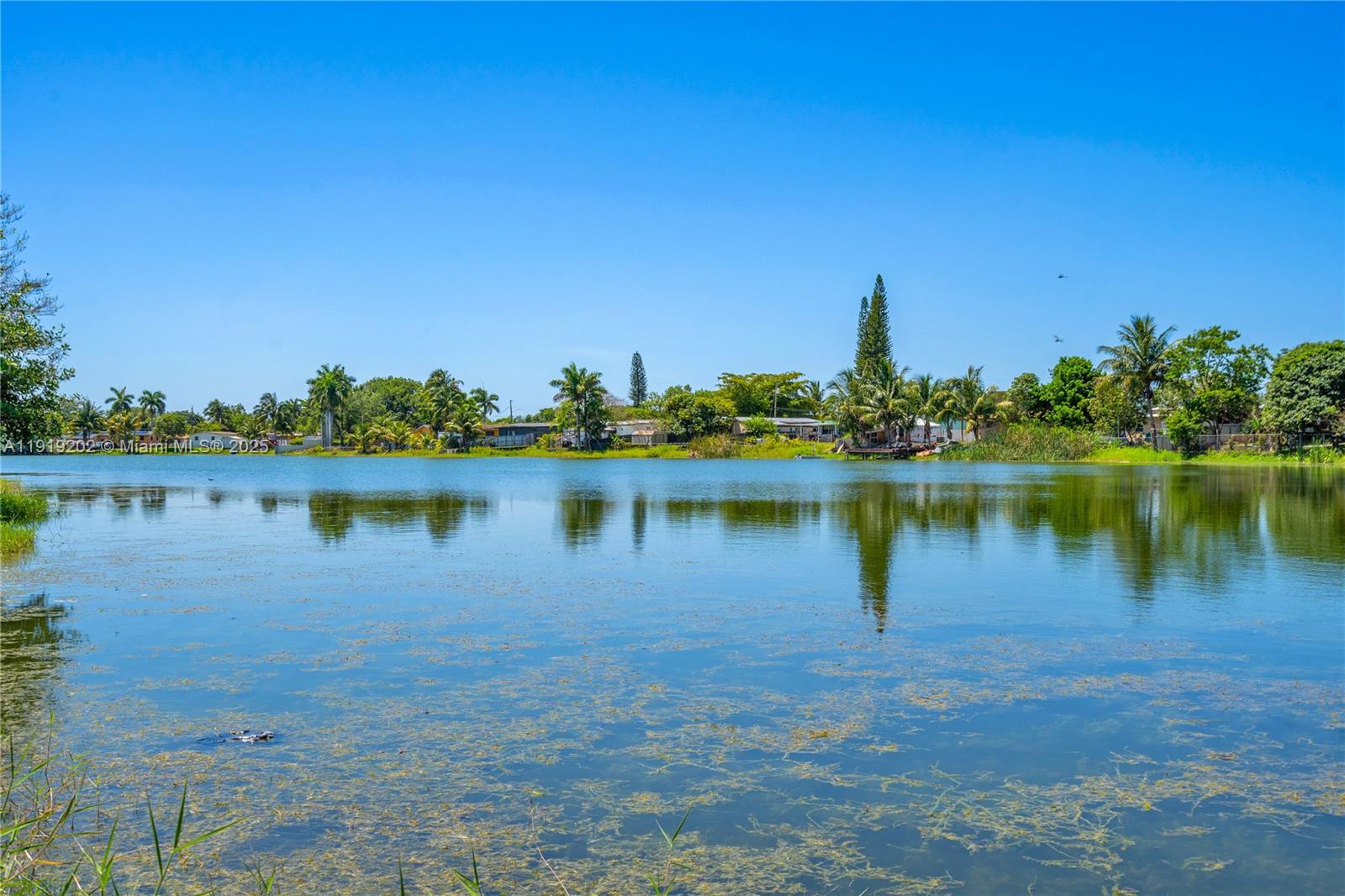 MYRTLE GROVE - Residential