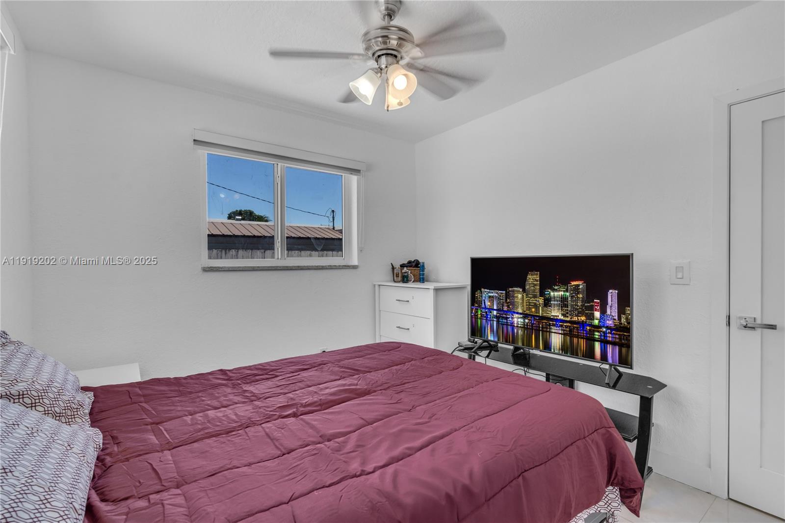 MYRTLE GROVE - Residential