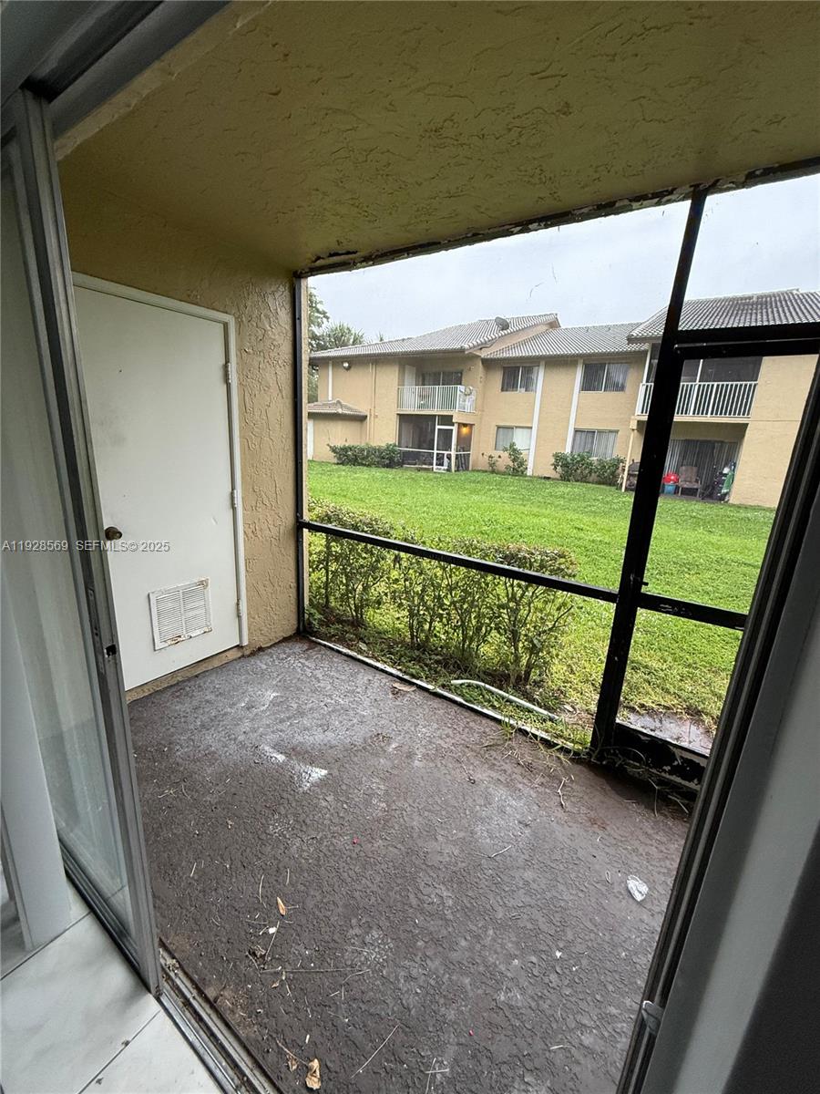 CORAL WEST CONDO - Residential Lease