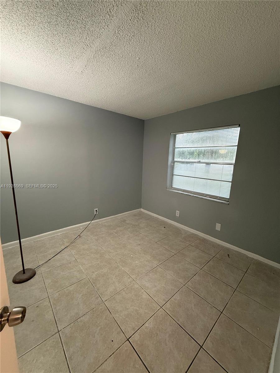 CORAL WEST CONDO - Residential Lease