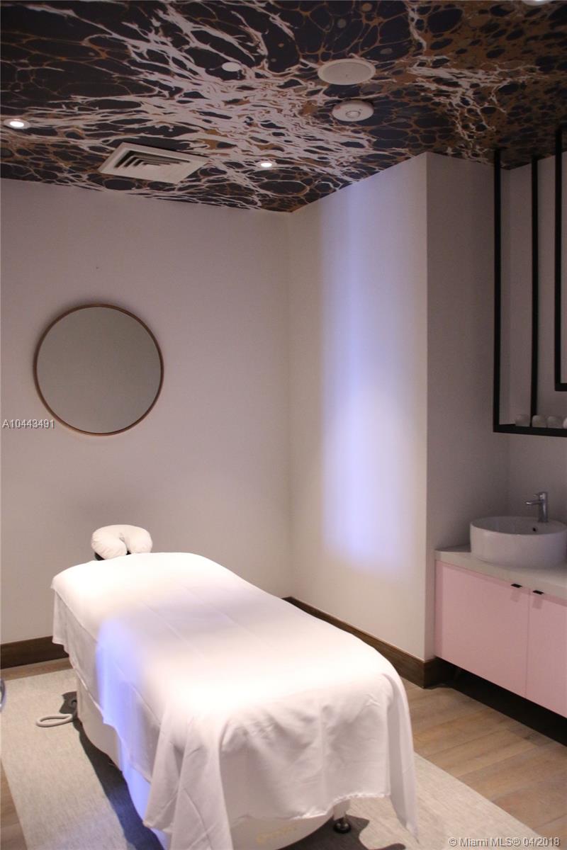 Hyde Midtown Condo - Residential Lease