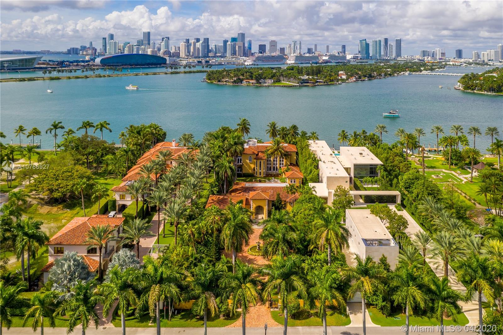 STAR ISLAND - Residential