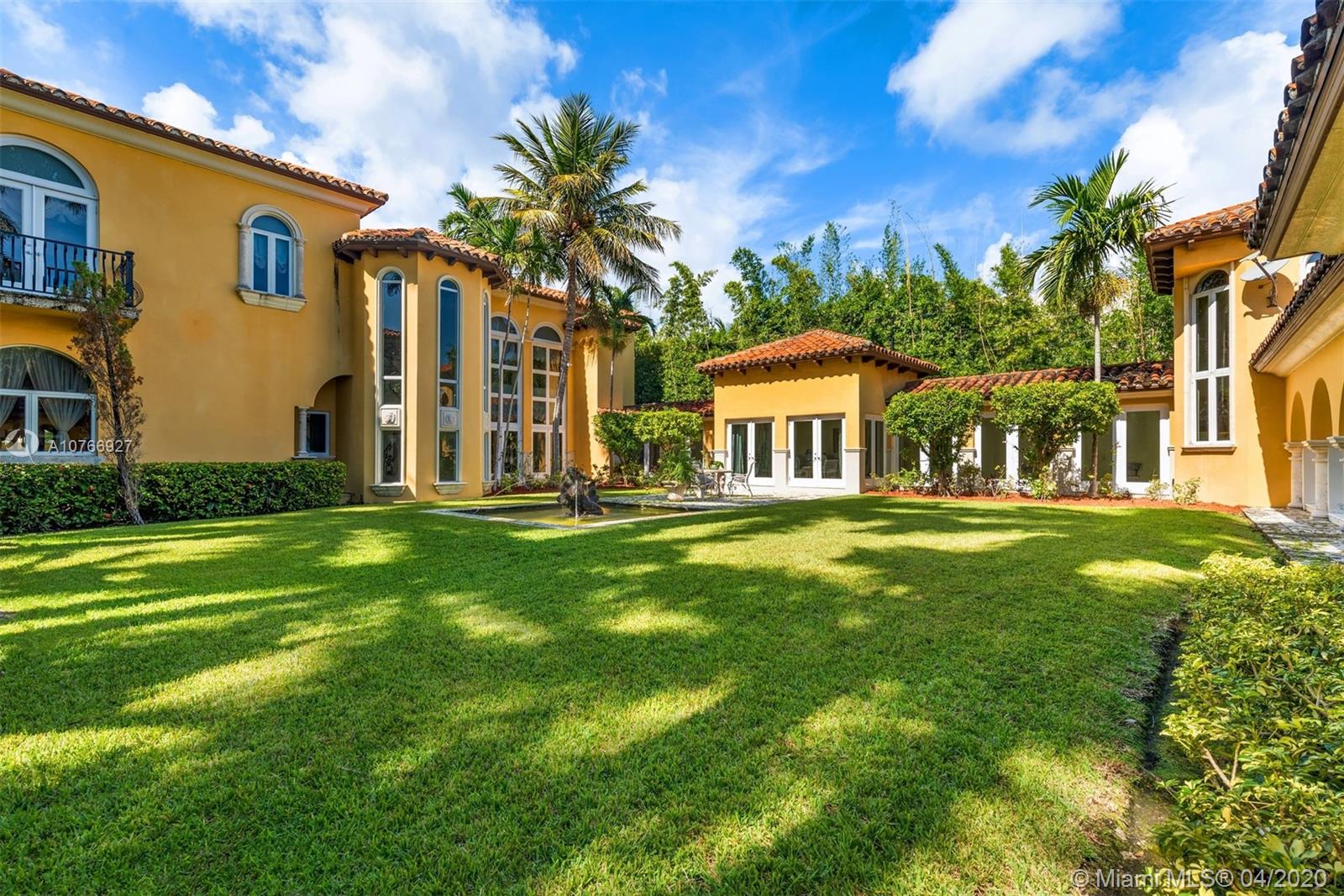 STAR ISLAND - Residential