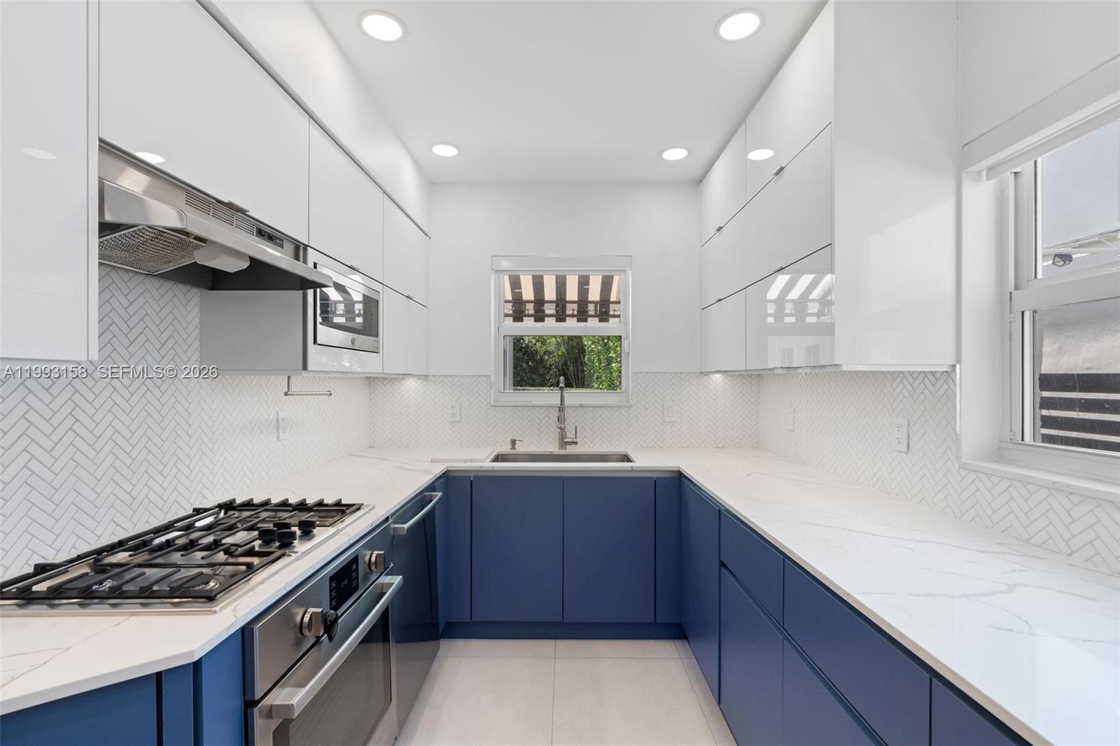 SURPRISE LAKE - Residential Lease