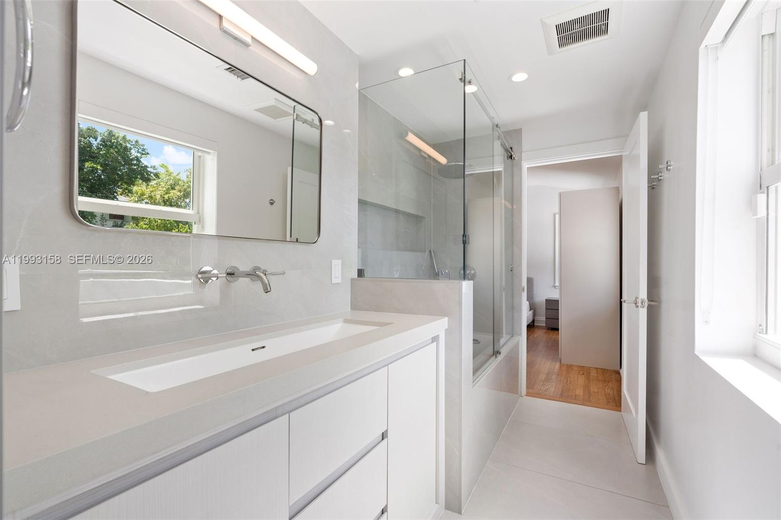 SURPRISE LAKE - Residential Lease