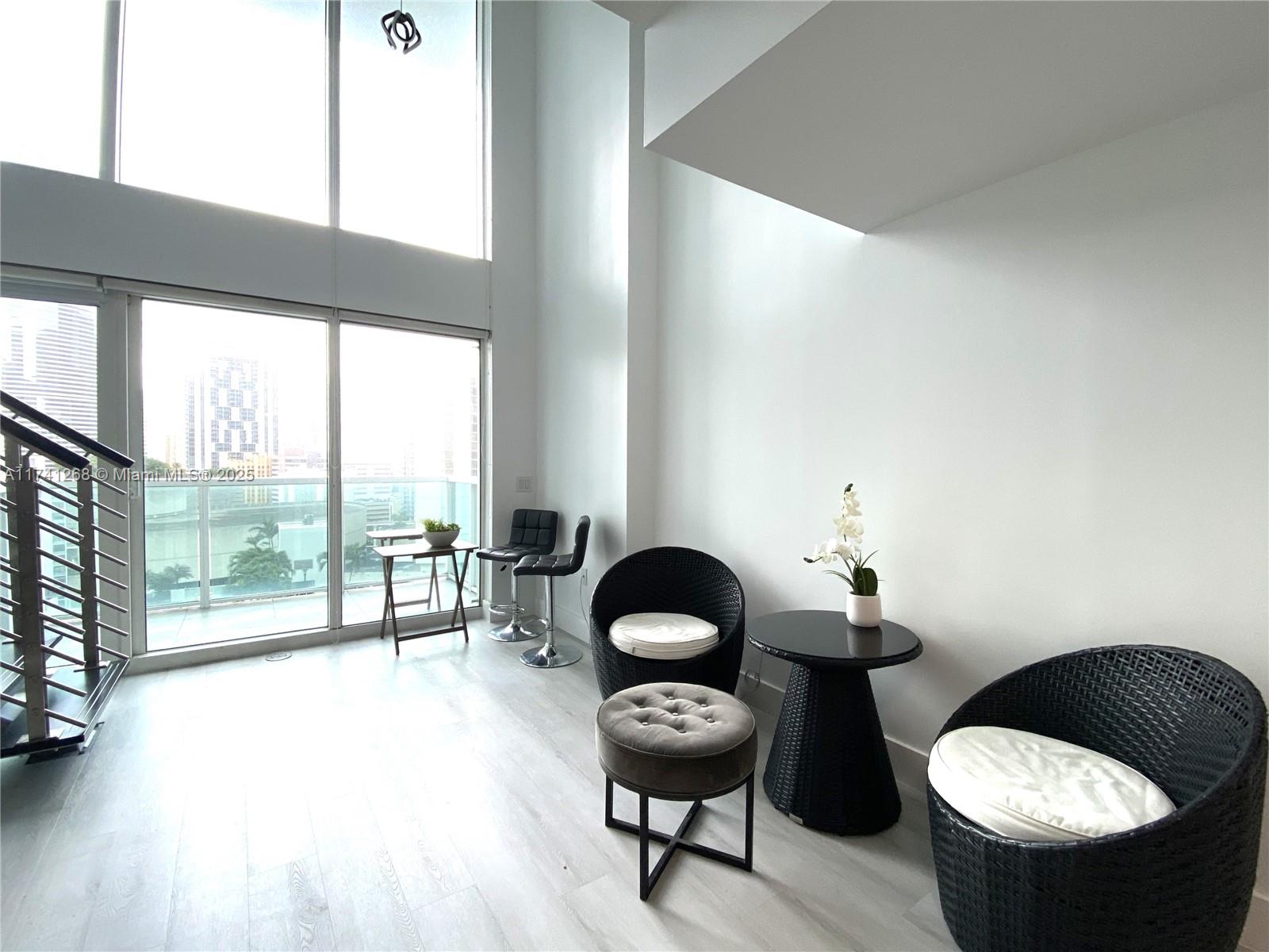 BRICKELL ON THE RIVER S T - Residential Lease