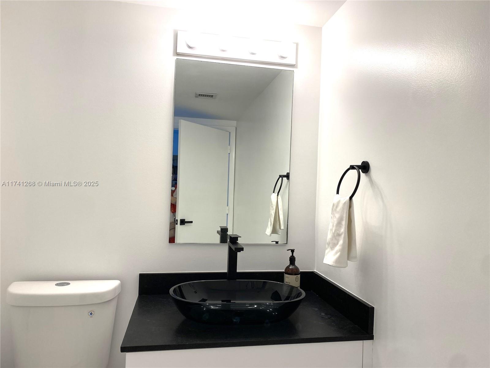 BRICKELL ON THE RIVER S T - Residential Lease