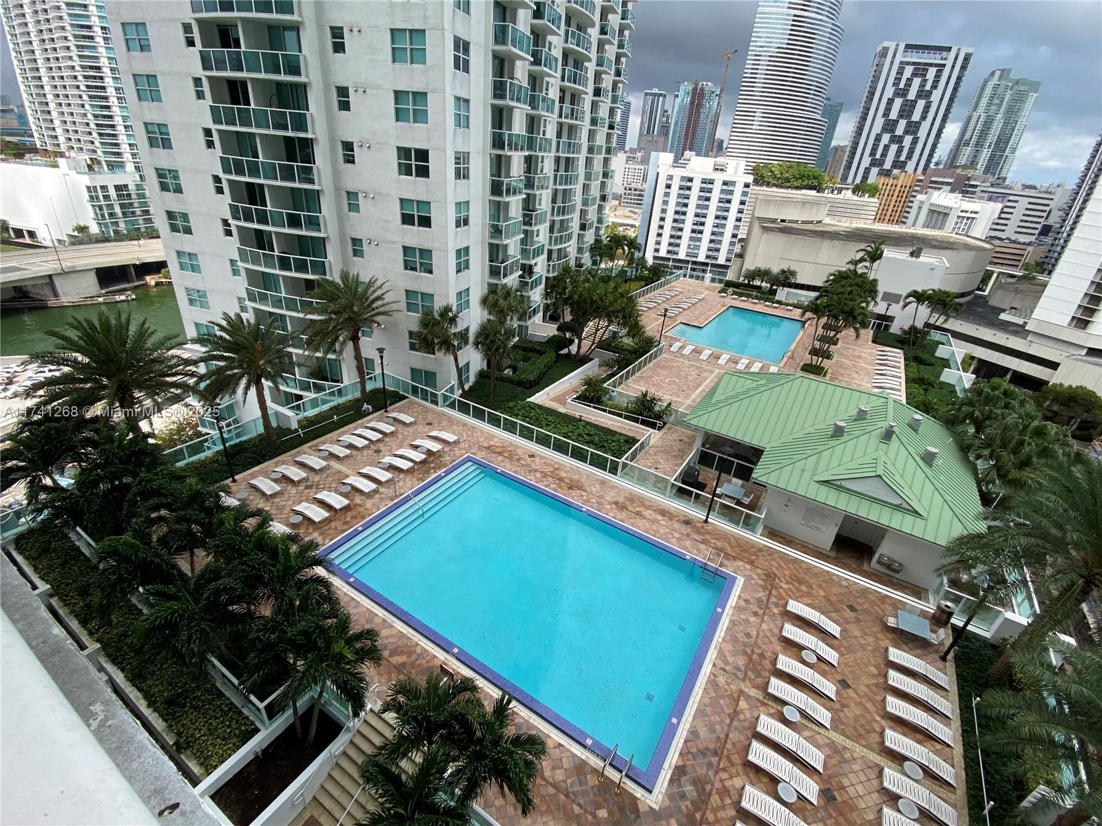 BRICKELL ON THE RIVER S T - Residential Lease