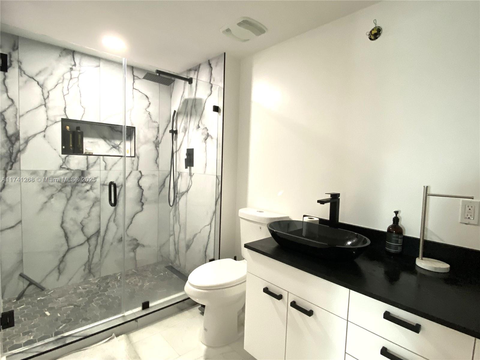 BRICKELL ON THE RIVER S T - Residential Lease