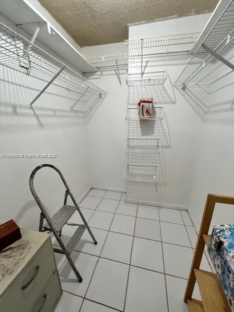 EL CID CONDO - Residential