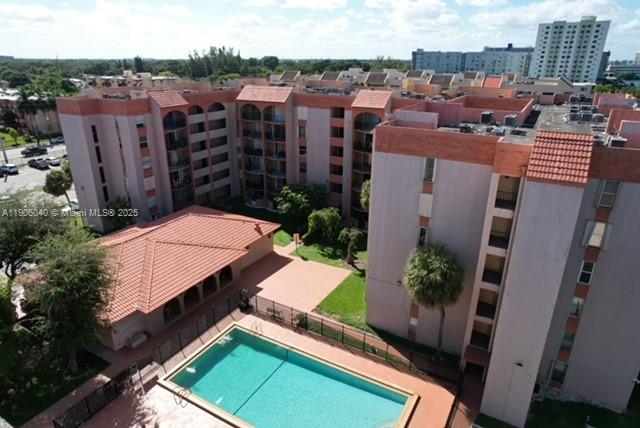 EL CID CONDO - Residential