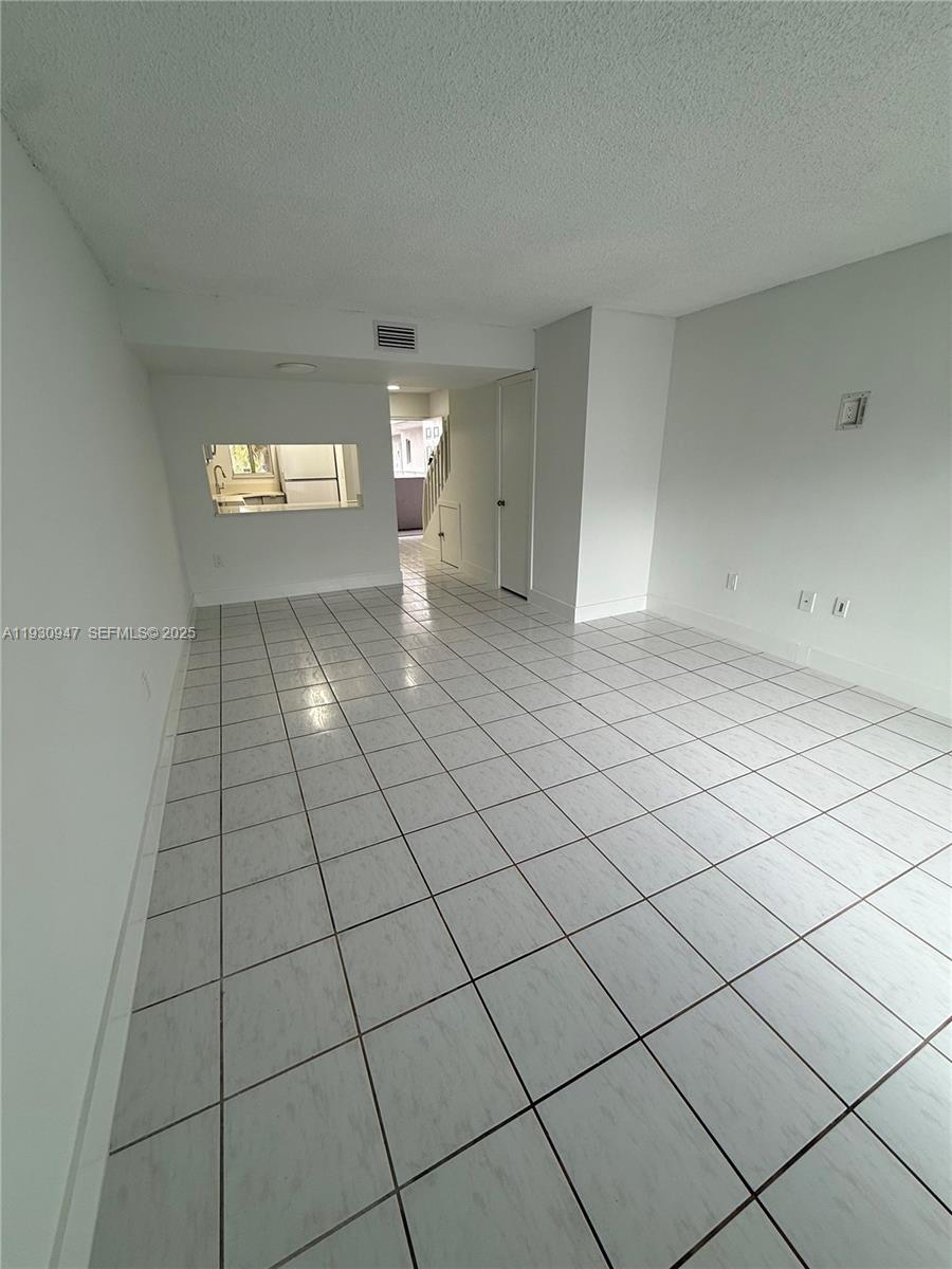 TERRAZAS DEL SOL CONDO - Residential Lease