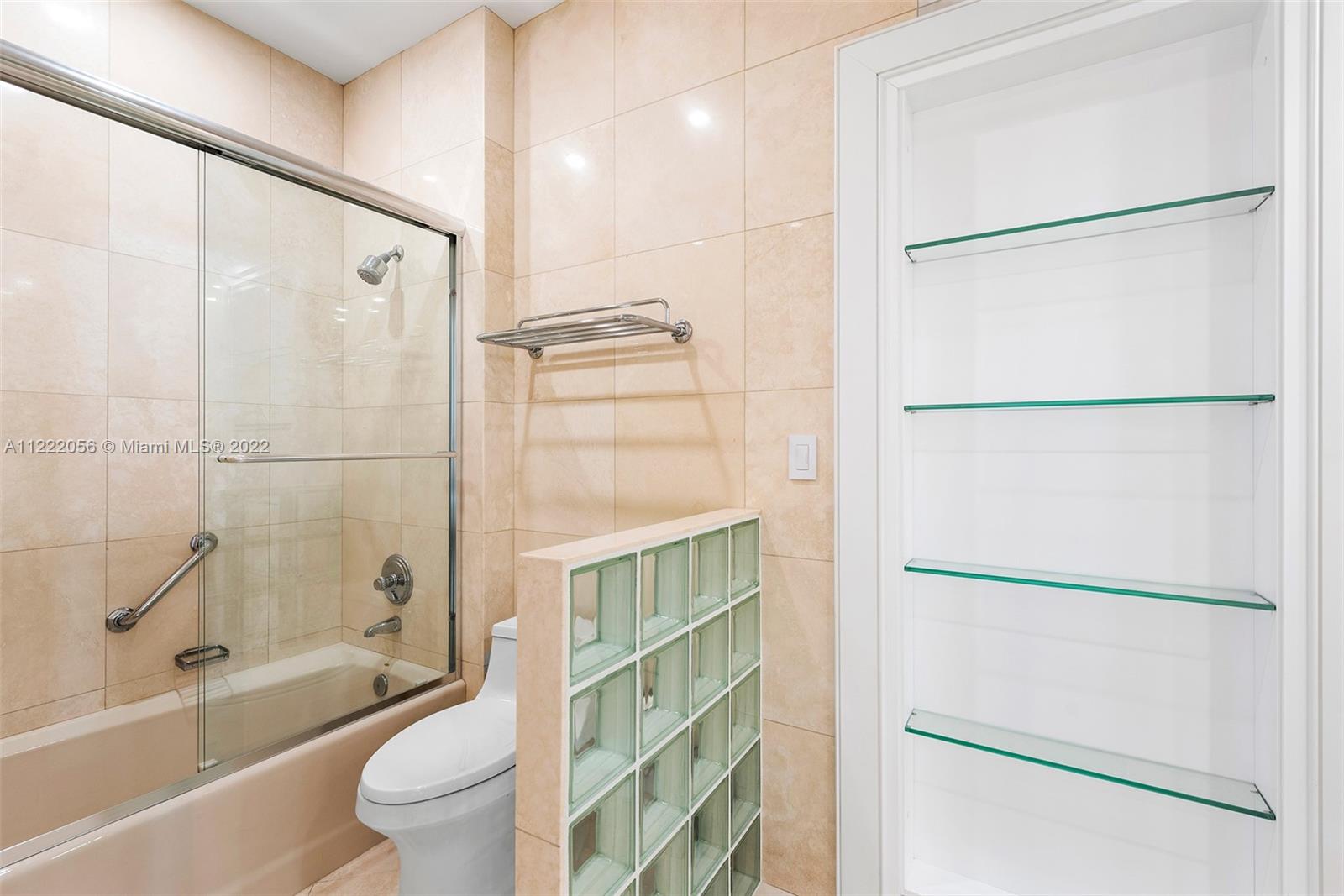 GRAND BAY RESIDENCES COND - Residential